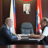 Встреча ВРИО Губернатора Севастополя М.В. Развожаева и Президента МКФ «Золотой Витязь» Н.П. Бурляева